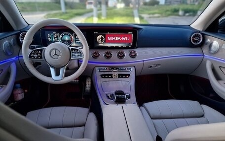 Mercedes-Benz E-Класс, 2019 год, 5 900 000 рублей, 37 фотография