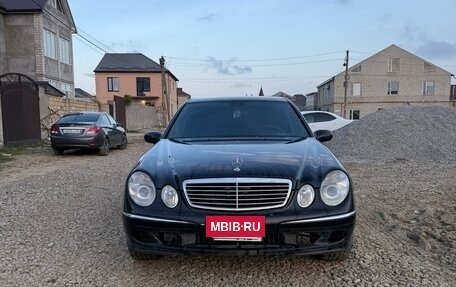 Mercedes-Benz E-Класс, 2003 год, 850 000 рублей, 2 фотография