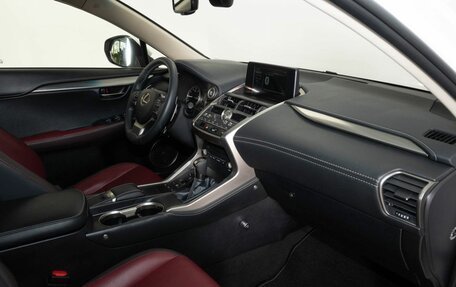 Lexus NX I, 2018 год, 3 815 000 рублей, 6 фотография