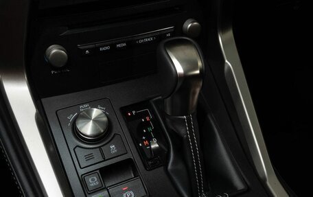 Lexus NX I, 2018 год, 3 815 000 рублей, 12 фотография