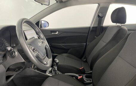 Hyundai Solaris II рестайлинг, 2021 год, 1 690 000 рублей, 4 фотография