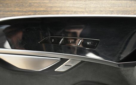 Audi A8, 2018 год, 4 900 000 рублей, 13 фотография