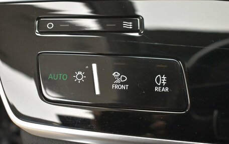 Audi A8, 2018 год, 4 900 000 рублей, 15 фотография