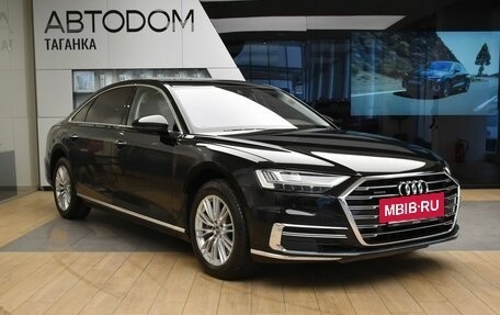 Audi A8, 2018 год, 4 900 000 рублей, 3 фотография