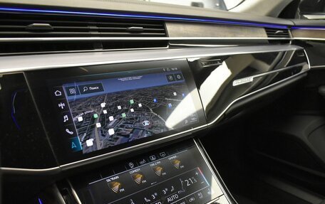 Audi A8, 2018 год, 4 900 000 рублей, 17 фотография