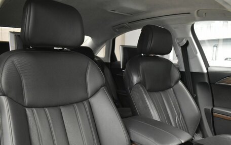 Audi A8, 2018 год, 4 900 000 рублей, 27 фотография