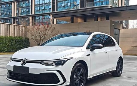 Volkswagen Golf VII, 2021 год, 1 670 000 рублей, 1 фотография