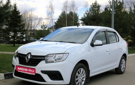 Renault Logan II, 2021 год, 700 000 рублей, 1 фотография