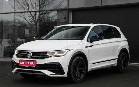 Volkswagen Tiguan II, 2021 год, 3 900 000 рублей, 1 фотография