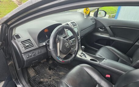 Toyota Avensis III рестайлинг, 2011 год, 985 000 рублей, 11 фотография