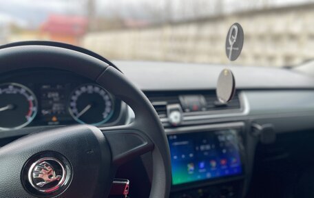 Skoda Rapid I, 2019 год, 900 000 рублей, 9 фотография