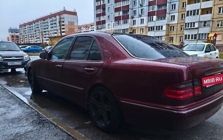 Mercedes-Benz E-Класс, 2000 год, 600 000 рублей, 5 фотография