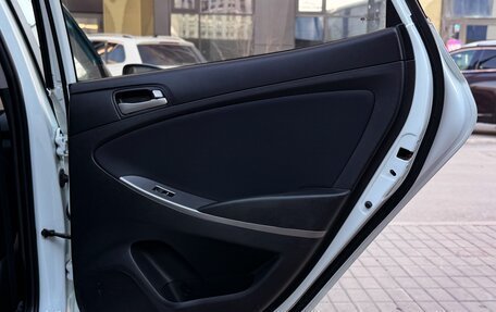 Hyundai Solaris II рестайлинг, 2014 год, 1 130 000 рублей, 23 фотография