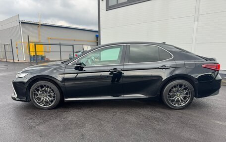 Toyota Camry, 2021 год, 2 850 000 рублей, 2 фотография