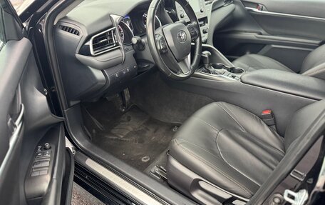 Toyota Camry, 2021 год, 2 850 000 рублей, 11 фотография