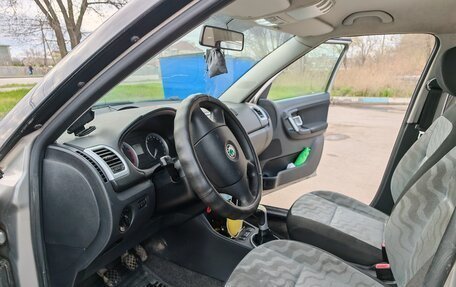 Skoda Fabia II, 2008 год, 350 000 рублей, 17 фотография