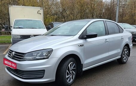 Volkswagen Polo VI (EU Market), 2018 год, 1 550 000 рублей, 3 фотография