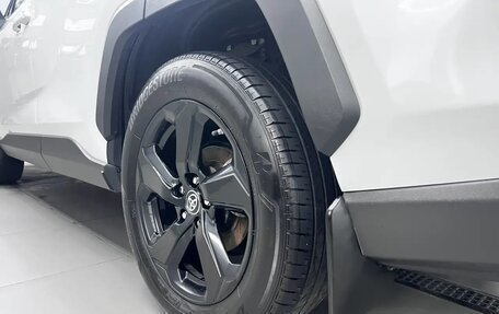 Toyota RAV4, 2021 год, 3 500 000 рублей, 7 фотография