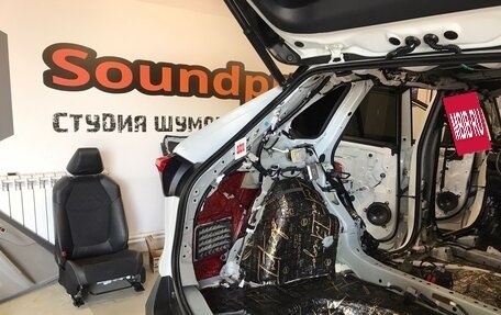 Toyota RAV4, 2021 год, 3 500 000 рублей, 23 фотография