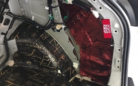 Toyota RAV4, 2021 год, 3 500 000 рублей, 27 фотография