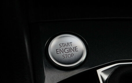 Volkswagen Tiguan II, 2021 год, 3 900 000 рублей, 21 фотография