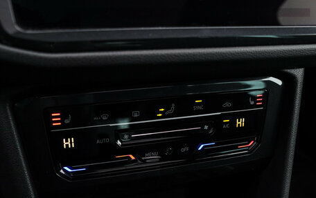 Volkswagen Tiguan II, 2021 год, 3 900 000 рублей, 19 фотография