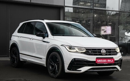 Volkswagen Tiguan II, 2021 год, 3 900 000 рублей, 3 фотография