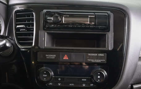 Mitsubishi Outlander III рестайлинг 3, 2014 год, 1 399 000 рублей, 16 фотография