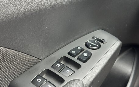 Hyundai Solaris II рестайлинг, 2019 год, 1 295 000 рублей, 15 фотография