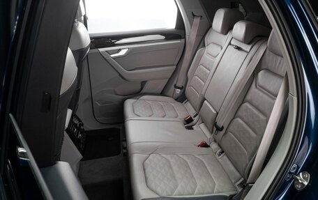 Volkswagen Touareg III, 2019 год, 5 999 000 рублей, 22 фотография