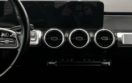 Mercedes-Benz GLB, 2021 год, 2 999 000 рублей, 18 фотография