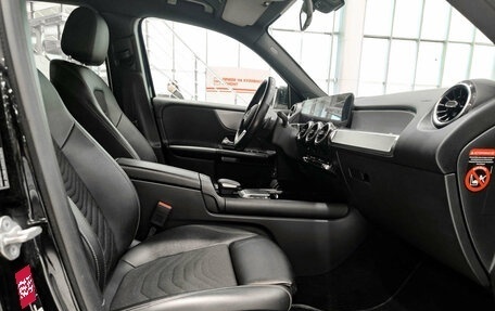 Mercedes-Benz GLB, 2021 год, 2 999 000 рублей, 13 фотография