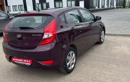 Hyundai Solaris II рестайлинг, 2011 год, 620 000 рублей, 6 фотография