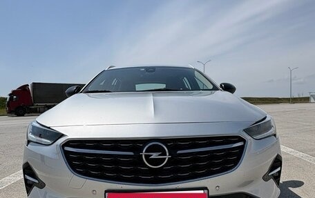 Opel Insignia II рестайлинг, 2021 год, 2 000 000 рублей, 2 фотография