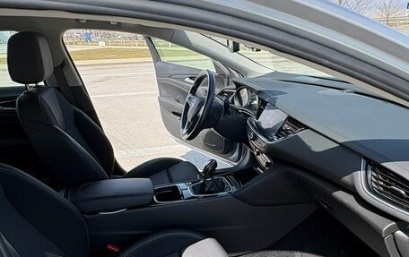 Opel Insignia II рестайлинг, 2021 год, 2 000 000 рублей, 17 фотография