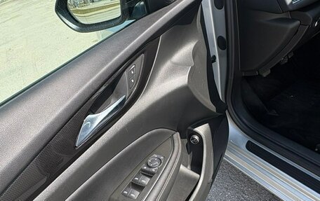 Opel Insignia II рестайлинг, 2021 год, 2 000 000 рублей, 14 фотография