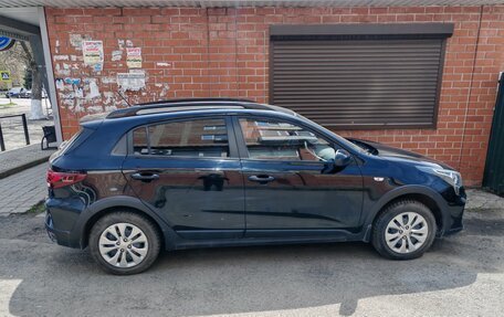 KIA Rio IV, 2021 год, 1 250 000 рублей, 2 фотография