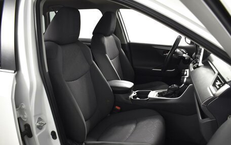 Toyota RAV4, 2019 год, 2 929 900 рублей, 8 фотография