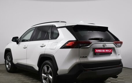 Toyota RAV4, 2019 год, 2 929 900 рублей, 2 фотография