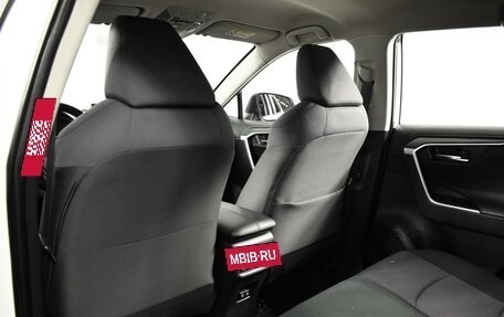 Toyota RAV4, 2019 год, 2 929 900 рублей, 11 фотография