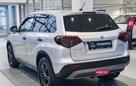 Suzuki Vitara II рестайлинг, 2020 год, 1 690 000 рублей, 8 фотография