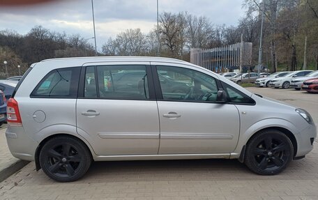 Opel Zafira B, 2013 год, 900 000 рублей, 3 фотография