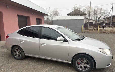 Hyundai Elantra IV, 2011 год, 650 000 рублей, 2 фотография