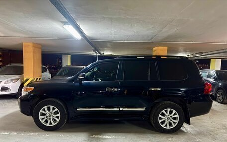 Toyota Land Cruiser 200, 2014 год, 4 550 000 рублей, 3 фотография