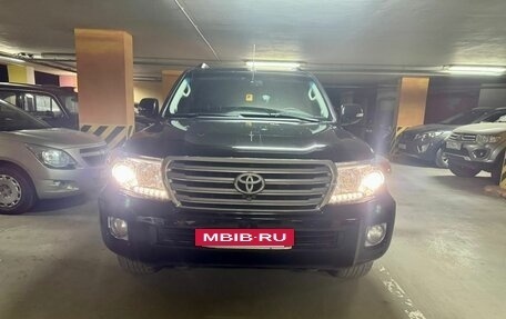 Toyota Land Cruiser 200, 2014 год, 4 550 000 рублей, 5 фотография