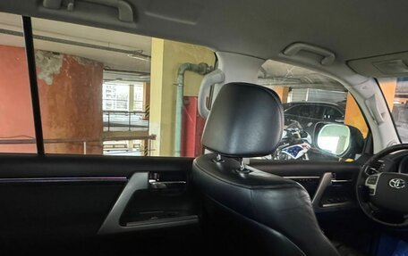 Toyota Land Cruiser 200, 2014 год, 4 550 000 рублей, 17 фотография