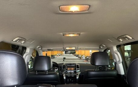 Toyota Land Cruiser 200, 2014 год, 4 550 000 рублей, 18 фотография