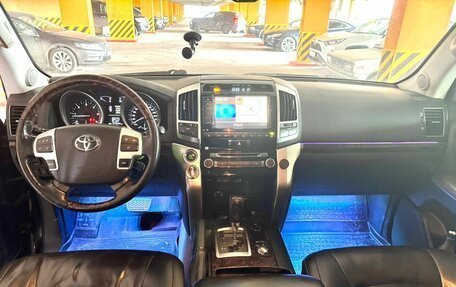 Toyota Land Cruiser 200, 2014 год, 4 550 000 рублей, 24 фотография