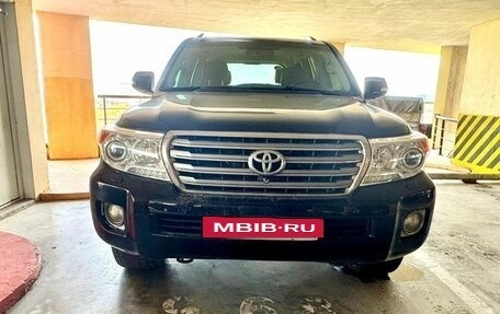 Toyota Land Cruiser 200, 2014 год, 4 550 000 рублей, 14 фотография