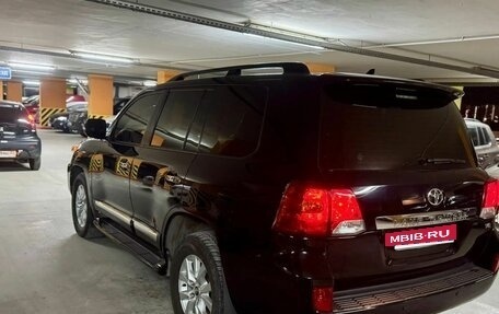 Toyota Land Cruiser 200, 2014 год, 4 550 000 рублей, 10 фотография